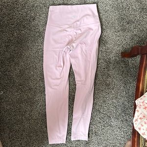 Lavender size 6-8 lululemon leggings